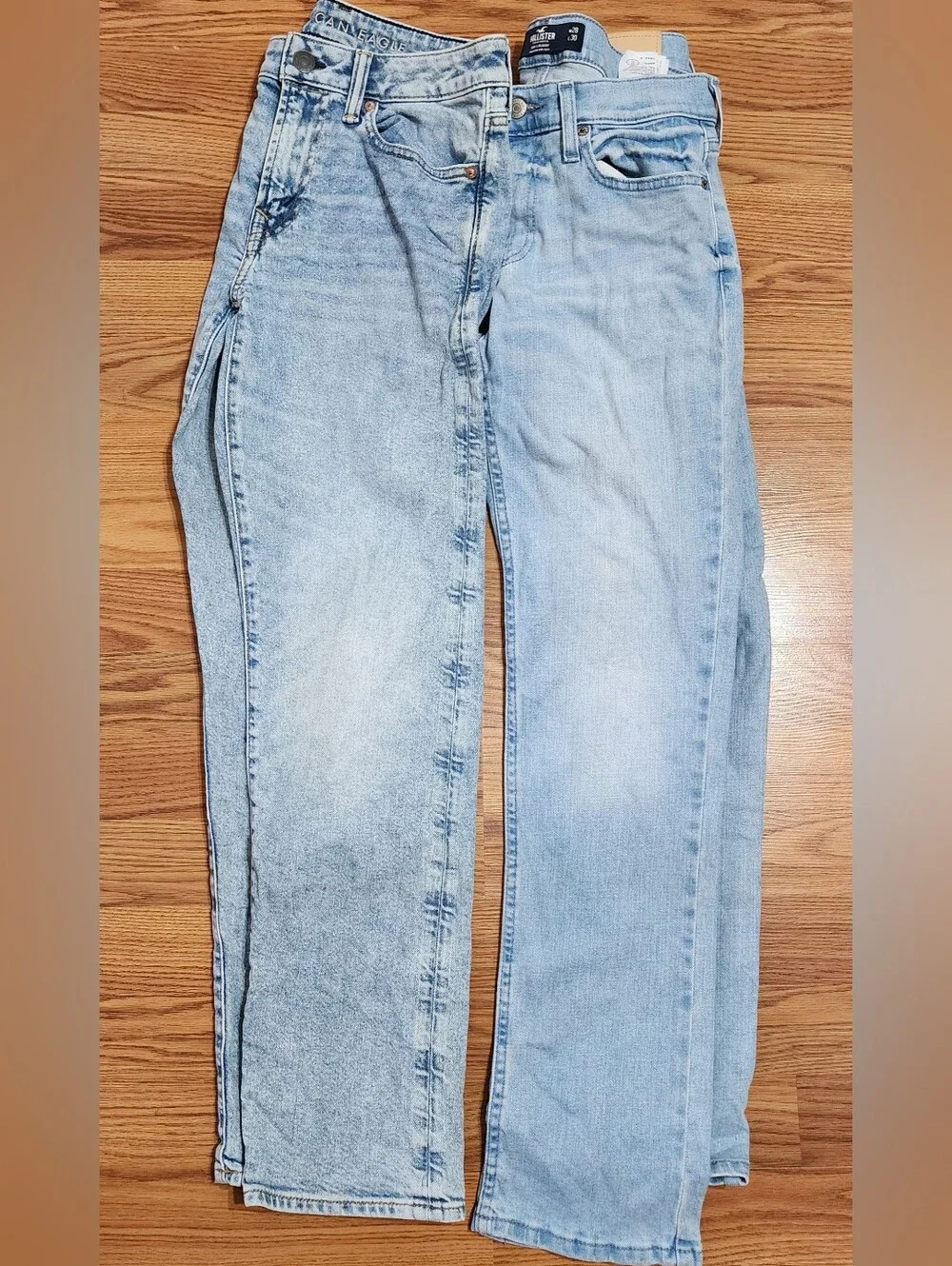 American eagle Airflex and hollister Mens Jean Lot Of 2 28x30 Light Wash Stretch